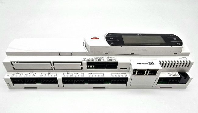Контроллер CAREL PCO5+ EXTRALARGE, FB/BMS NO OPTO, NO USB, 4 SSR 24 V Контроллер CAREL PCO5+ EXTRALARGE, FB/BMS NO OPTO, NO USB, 4 SSR 24 V